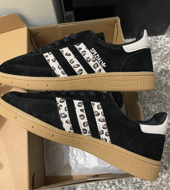 Adidas Handball Spezial taille 37 - photo numéro 4