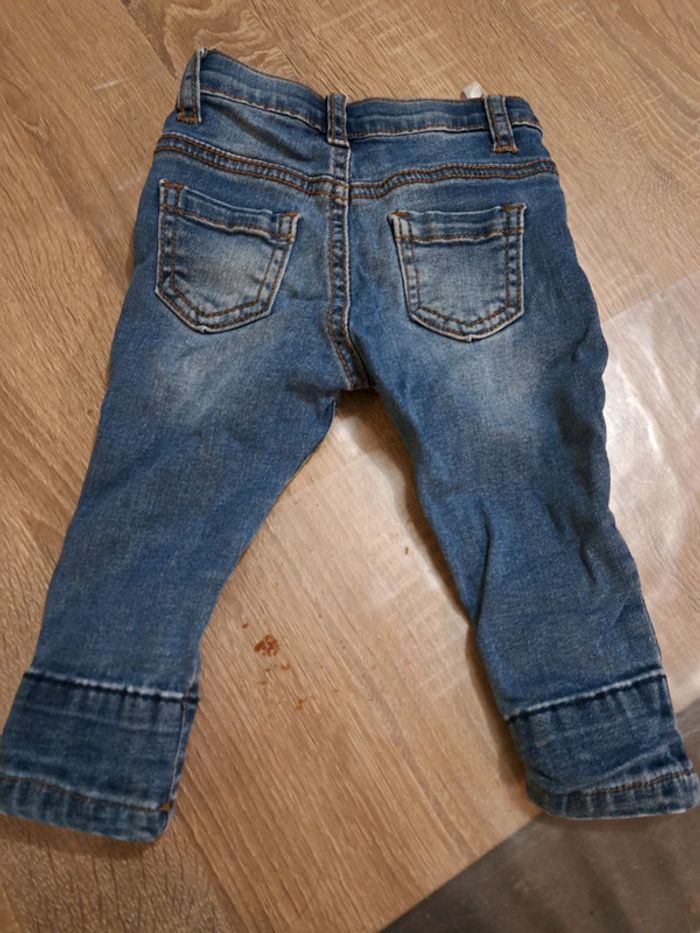 Pantalon en jean serré 9 mois - photo numéro 2