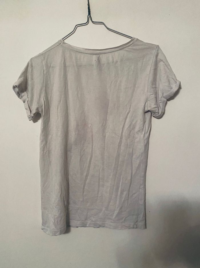 Tee shirt stradivarius S - photo numéro 2