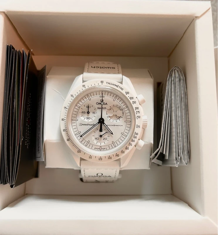 Montre Omega X Swatch - photo numéro 2