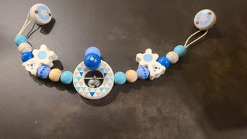 Chaîne de poussette en bois Ourson polaire Heimess® - Accessoire Bébé Bio