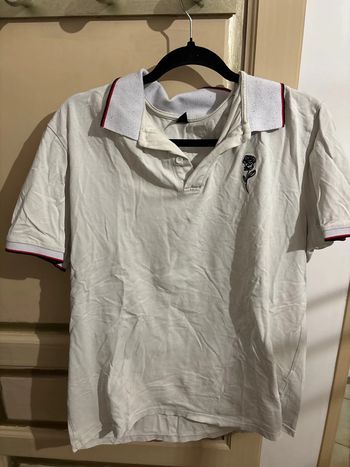Polo avec une rose