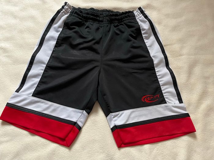 Short basket 8 ans - photo numéro 2