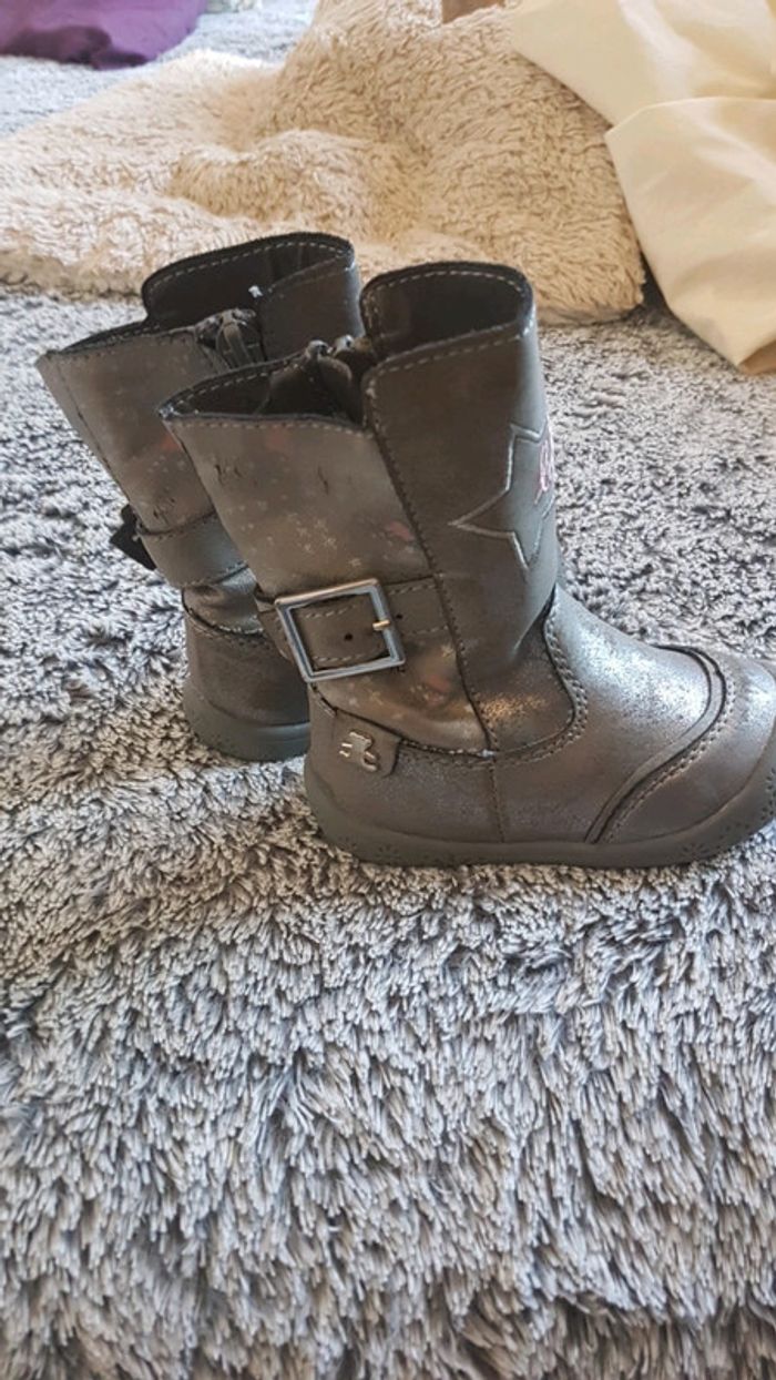 Bottines taille 20 - photo numéro 2