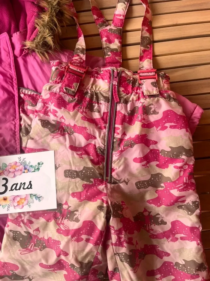 Ensemble de ski rose - photo numéro 2
