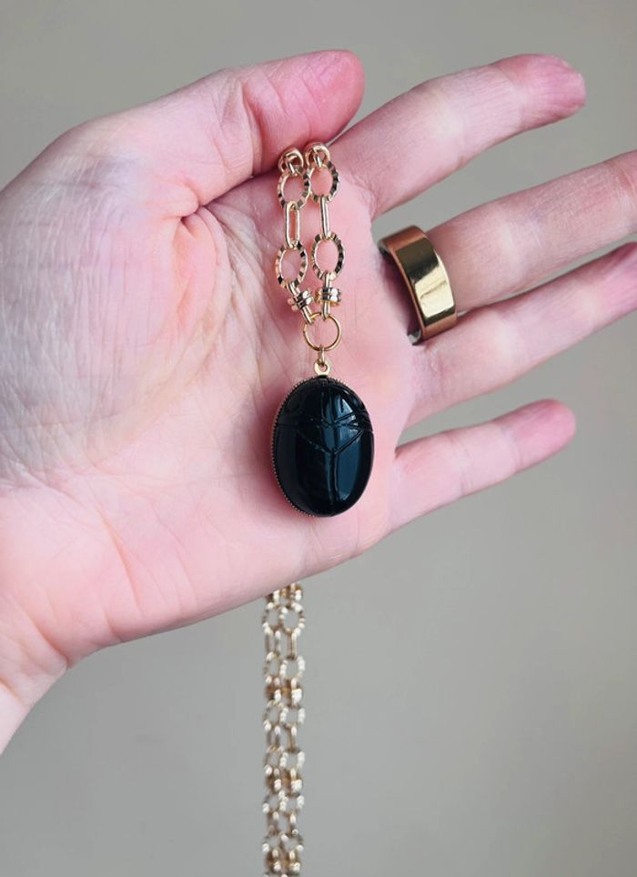 Sautoir amulette scarabée Onyx noir - photo numéro 3