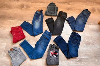 Lot 9 jeans garçon 7/8 ans