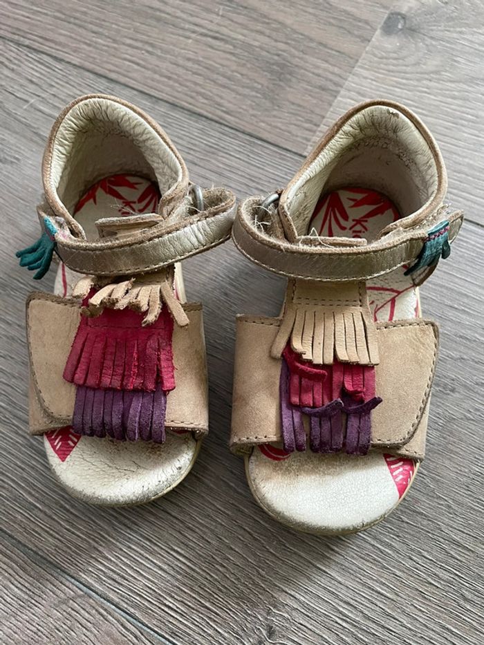 Sandales kickers taille 20 - photo numéro 3