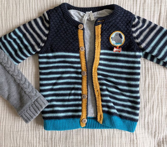 Lot de 4 gilets 9 mois - photo numéro 5