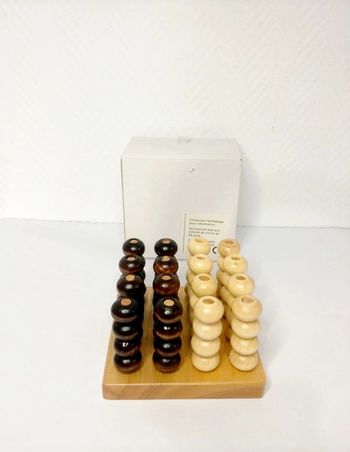 Casse tête bois morpion / puissance 4 en 3D