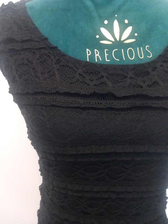 Robe moulante dentelle Jennifer taille M - photo numéro 2