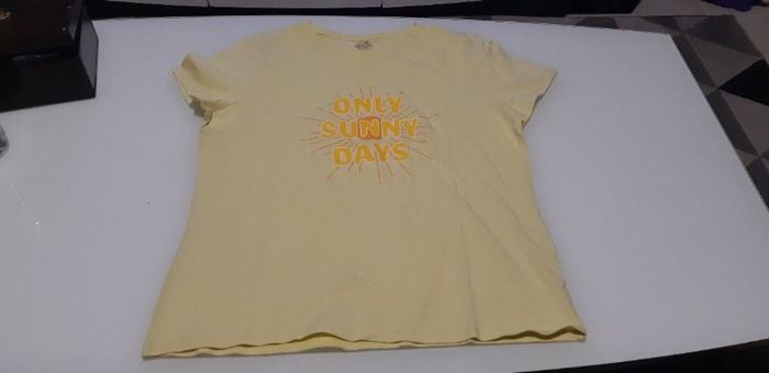 Tee-shirt femme taille M NEUF