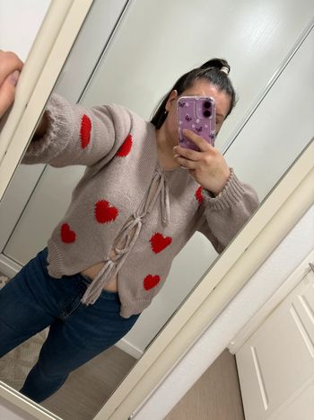 Pull ouvert avec noeud