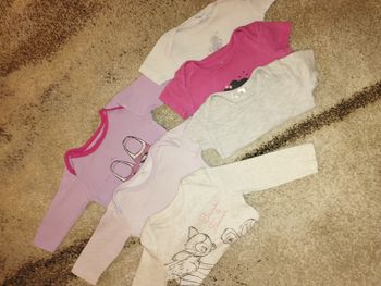 Lot bodies bébé fille 9 mois