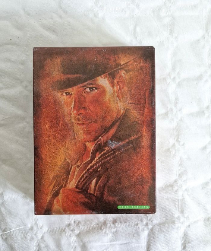 Coffret dvd  , trilogie  , Saga , Indiana Jones - photo numéro 3