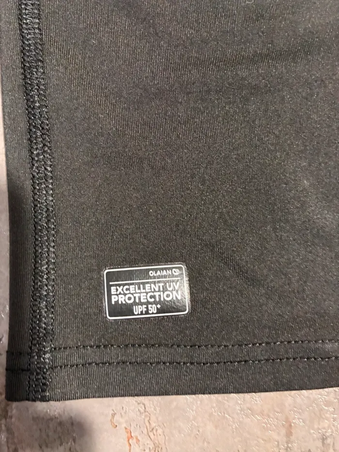 Maillot anti UV 7/8 ans - photo numéro 2