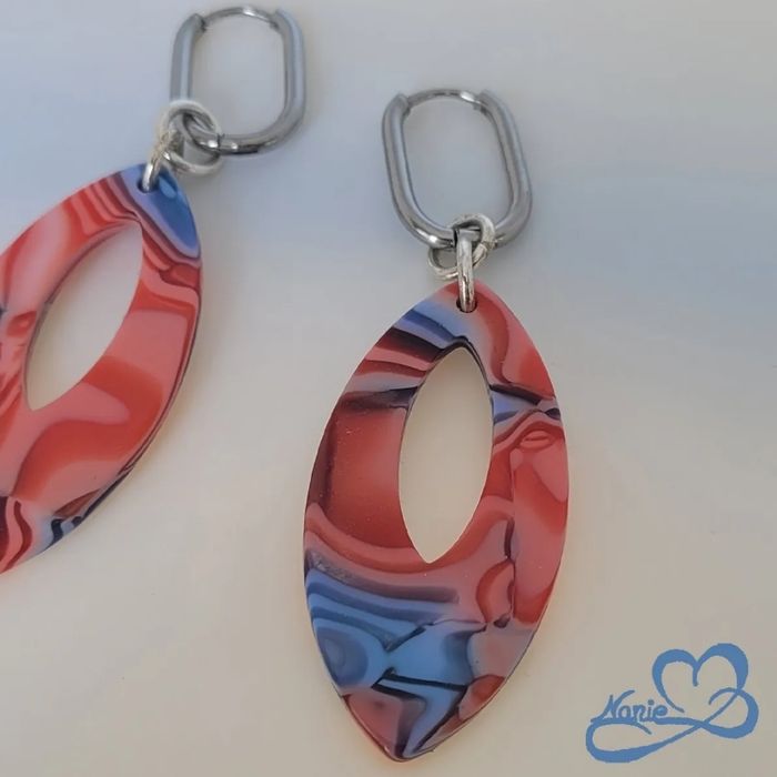 Mouvement d'eau rouge - photo numéro 3