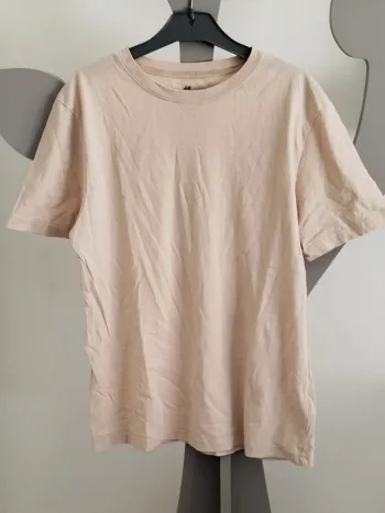 Tee-shirt manches courtes beige H&M taille 10-12 ans