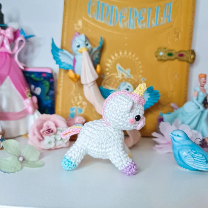 Peluche crochet licorne amigurumi unicorn - photo numéro 3