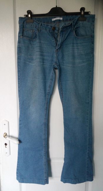 jean un peu délavé (2) taille 40