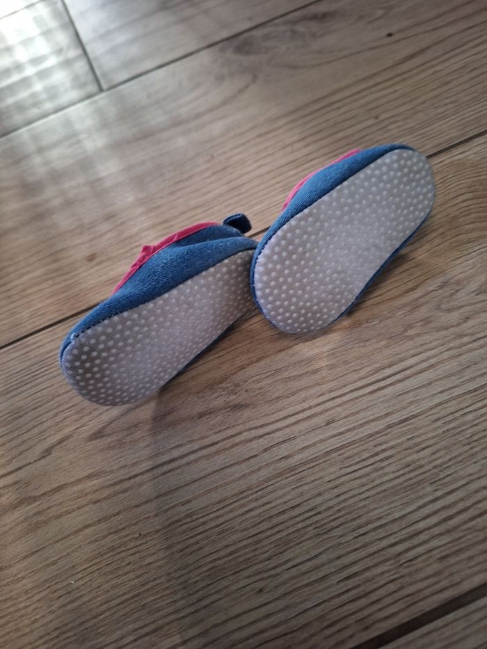 Chaussures bébé fille en jean 0/3 mois - photo numéro 3