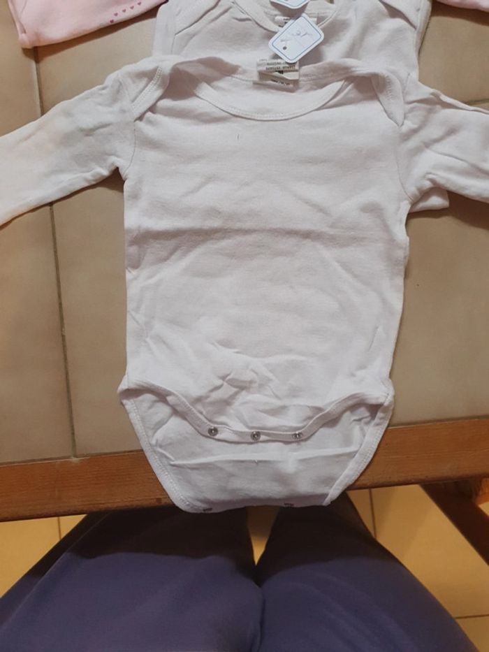 Lot de 7 bodies ML - photo numéro 5