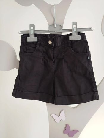 Short noir Sucre d'orge taille 6 ans