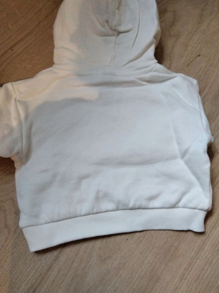 Sweatshirt blanc Kiabi 3 mois - photo numéro 5