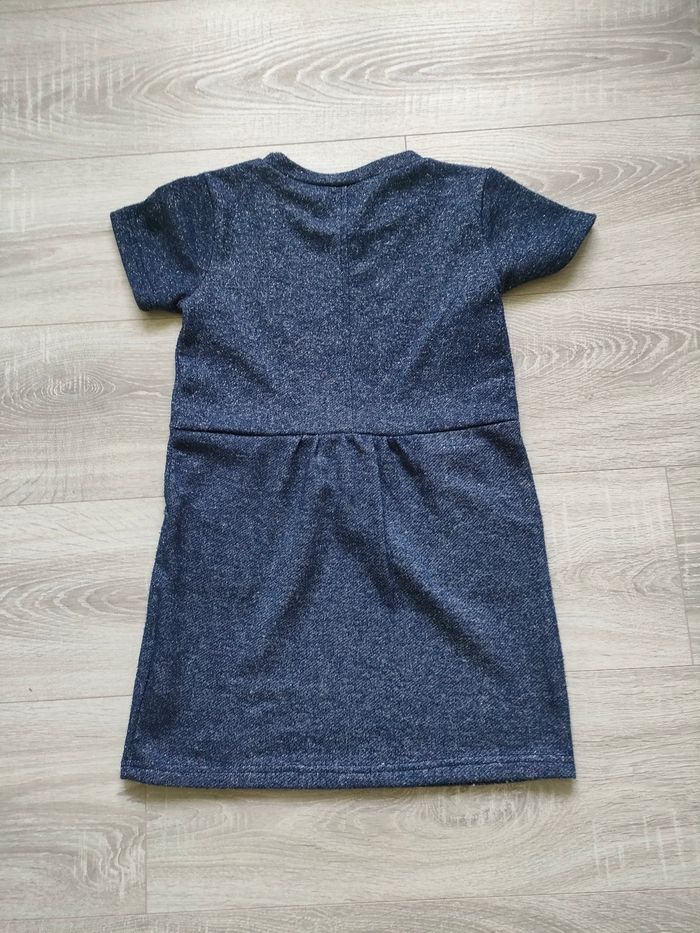 Robe fille 8 ans - photo numéro 2