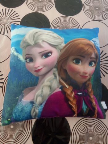 Reine des neiges diverses choses