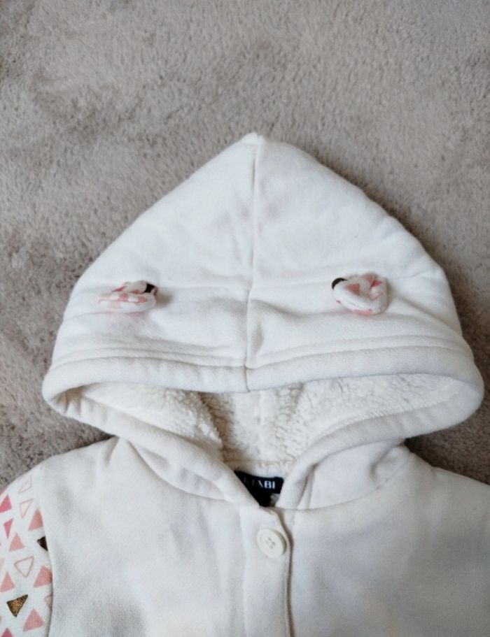 Manteau / gilet doublé fourrure 6 mois - photo numéro 3