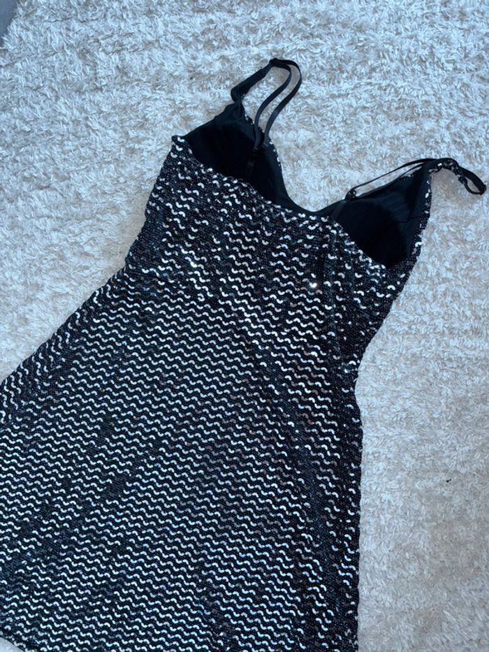 Robe paillette de soirée - photo numéro 2