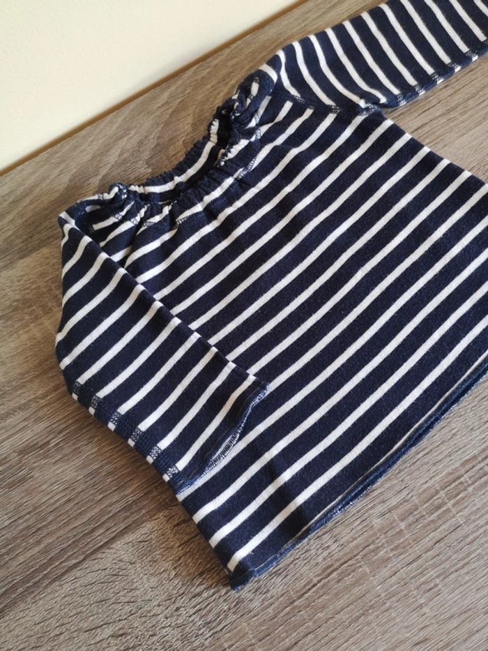 T-shirt Petit Bateau ligné bleu marine et blanc 3 mois - photo numéro 2