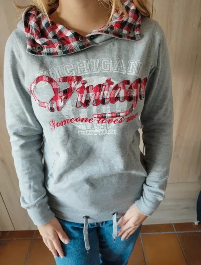 🔴Pull taille S - photo numéro 2