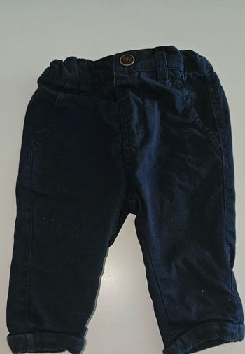 Pantalon bleu marine taille 3 mois neuf