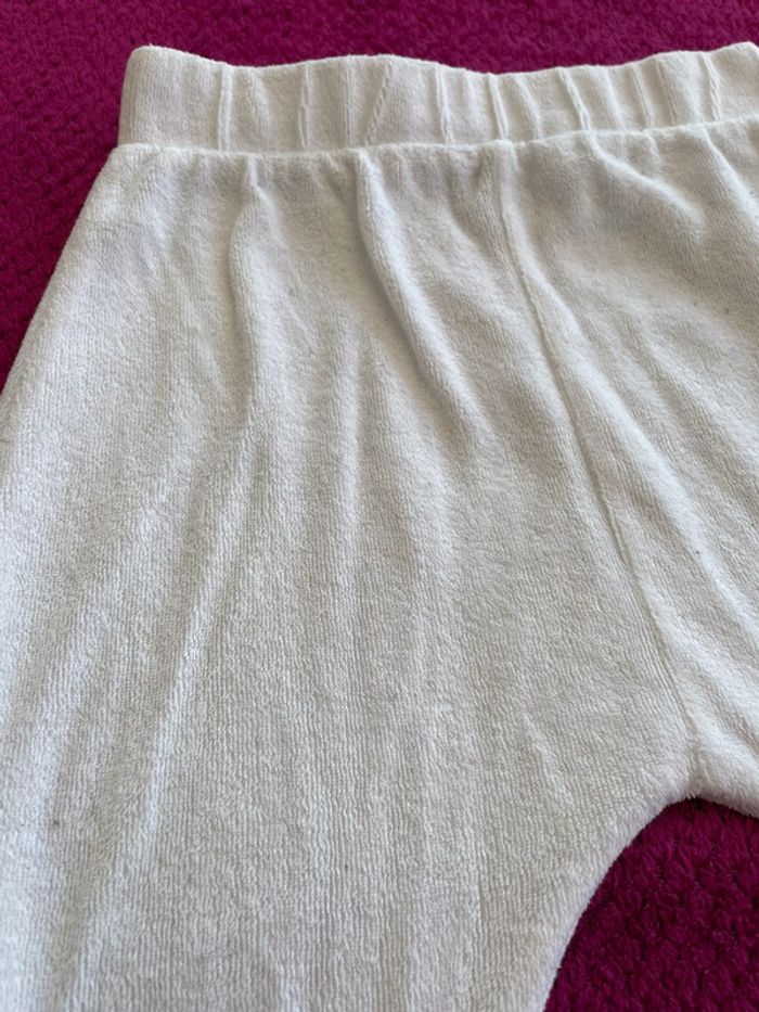Pantalon jogging blanc bébé fille Kiabi 18 mois - photo numéro 2