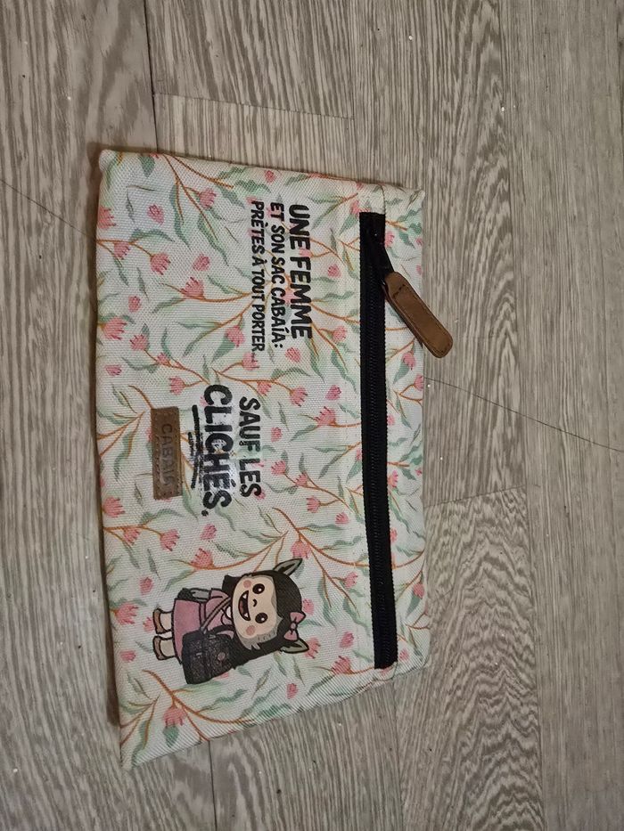 Pochette cabaia