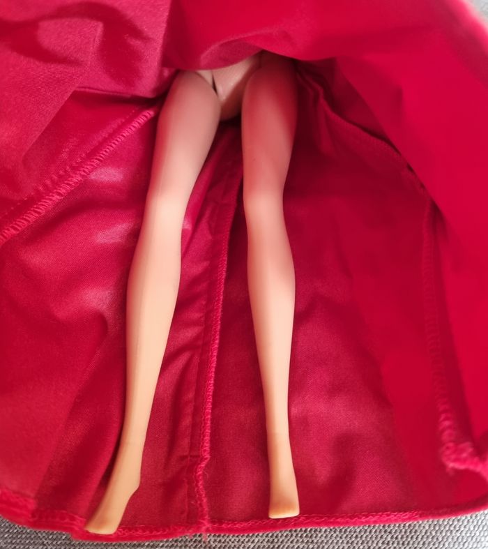 Poupée Barbie christmas carol la magie de noel 2008 - photo numéro 4