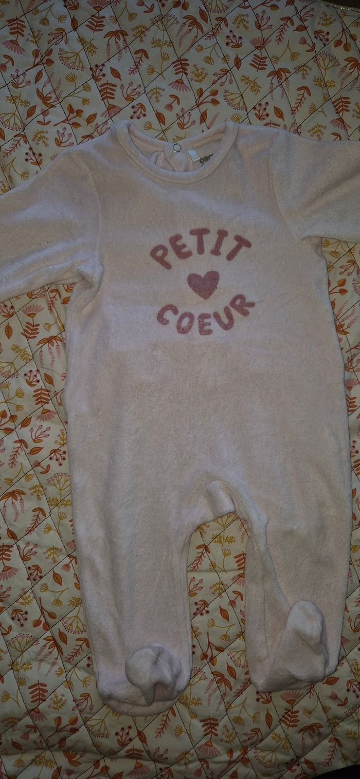 6 pyjamas - photo numéro 6