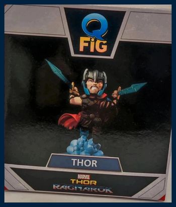 Quantum Mechanix QMVL023 Figurine d’action Thor - Ragnarok