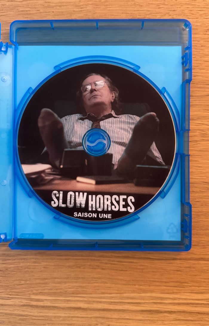 Slow Horses - Saison 1 en Blu-ray - photo numéro 3