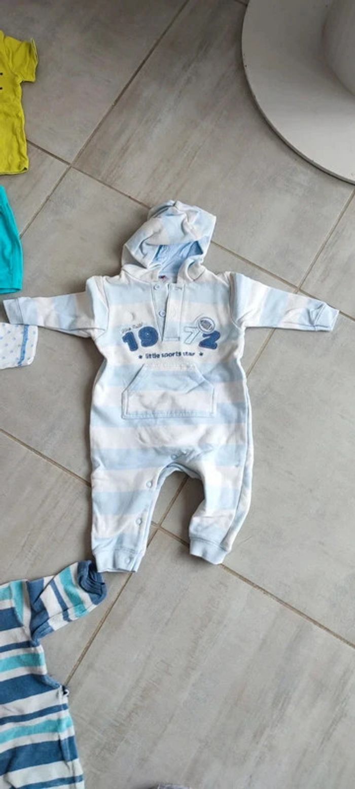 lot de pyjamas et vétements garçon 3 mois - photo numéro 5
