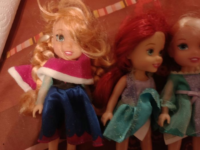 Mini poupées disney - photo numéro 4