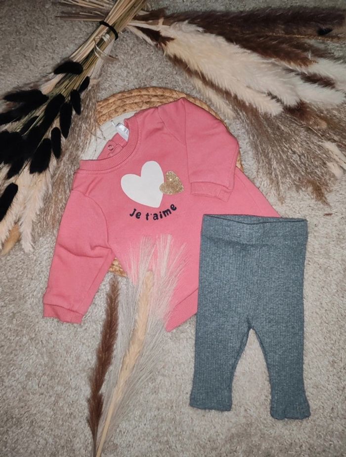Ensemble legging et pull motif cœur
