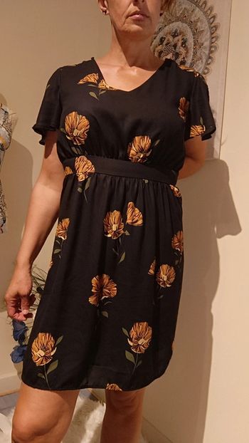 Robe d été manches ouvertes t 42 noire et orange