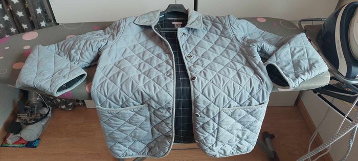Jolie veste femme matelassée Edéis 38/40 grise claire très bon état - photo numéro 4