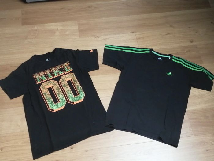Lot de 2 tee shirts MC Adidas et Nike 14 ans
