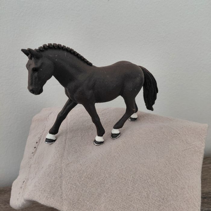 Schleich - poney de selle allemand Hongre