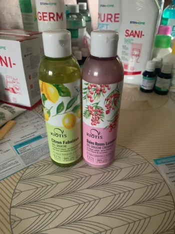 Le lot de 2 gel douche