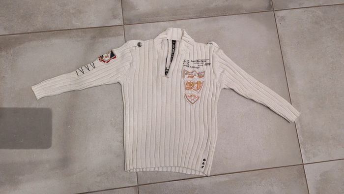 Pull garçon 8 ans